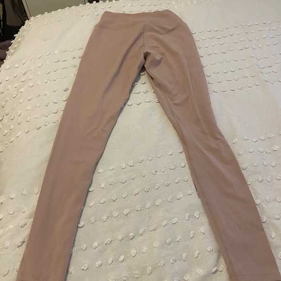 Gymshark nude leggings - Picture 3 of 3